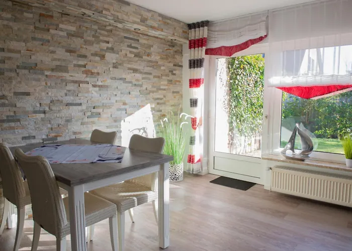 Stuerbord דירה *